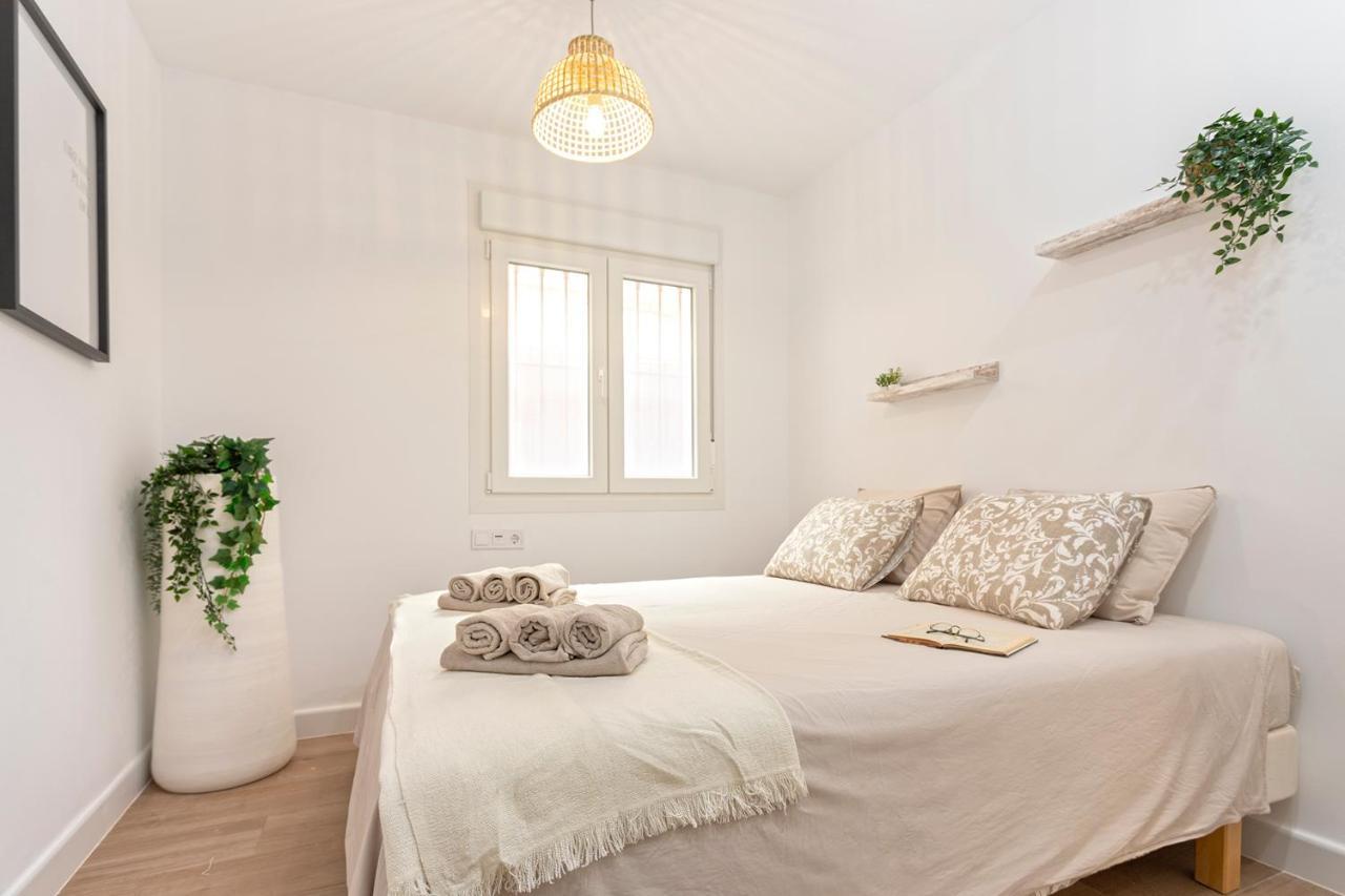 Malgi Apartment - Malaga City Centre Екстер'єр фото
